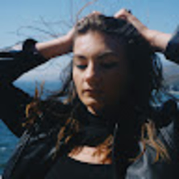 Meet your Posher, Olya - Picture 1 of 1